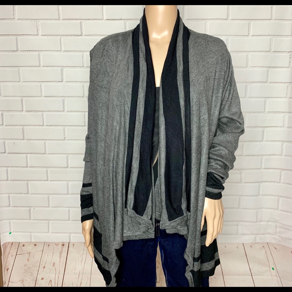 🎁Gray/Black United States Sweaters🎁